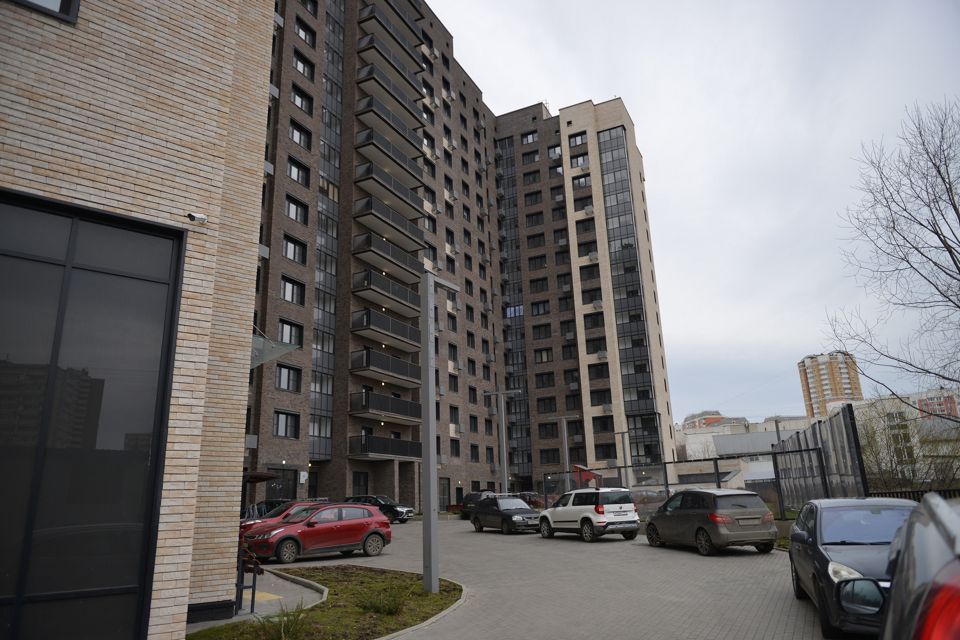 Продаётся 3-комнатная квартира, 79.8 м²