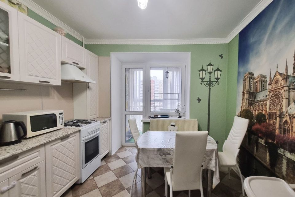 Продаётся 2-комнатная квартира, 66.7 м²