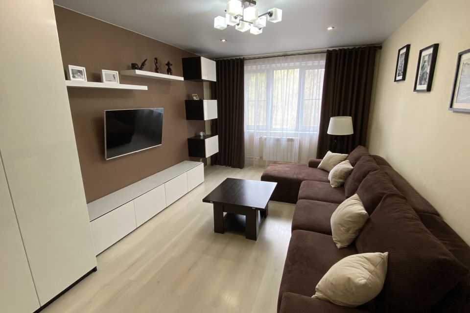 Продаётся 3-комнатная квартира, 69.7 м²