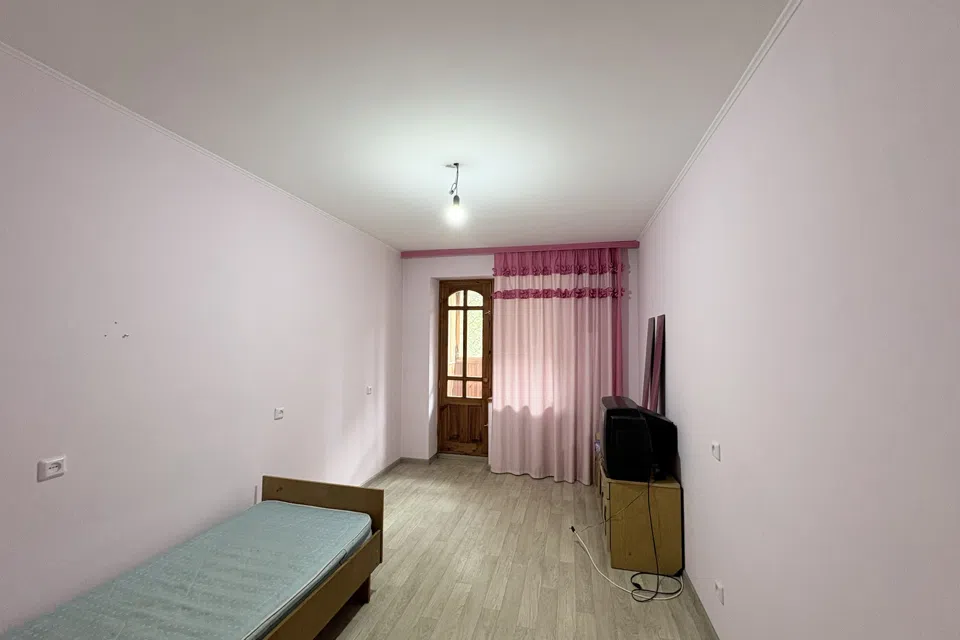 Продаётся 3-комнатная квартира, 67 м²