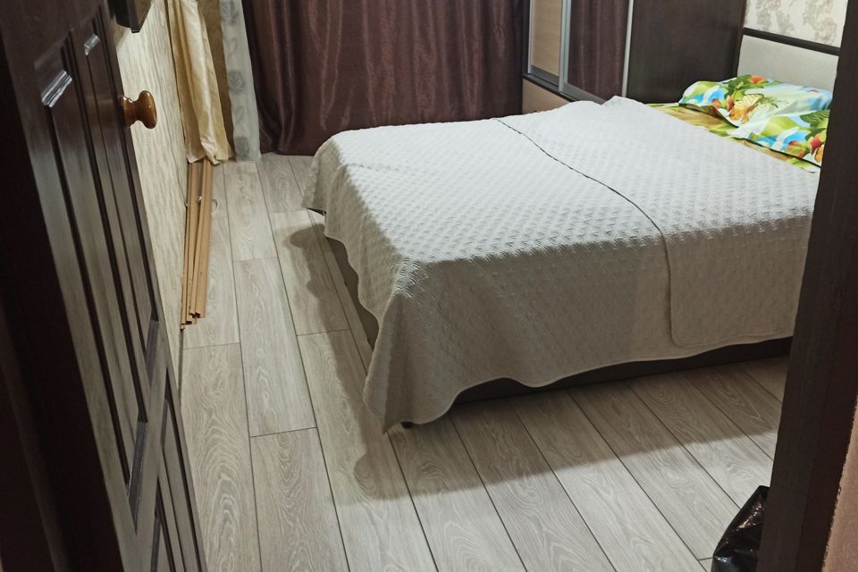 Продаётся 3-комнатная квартира, 56.9 м²