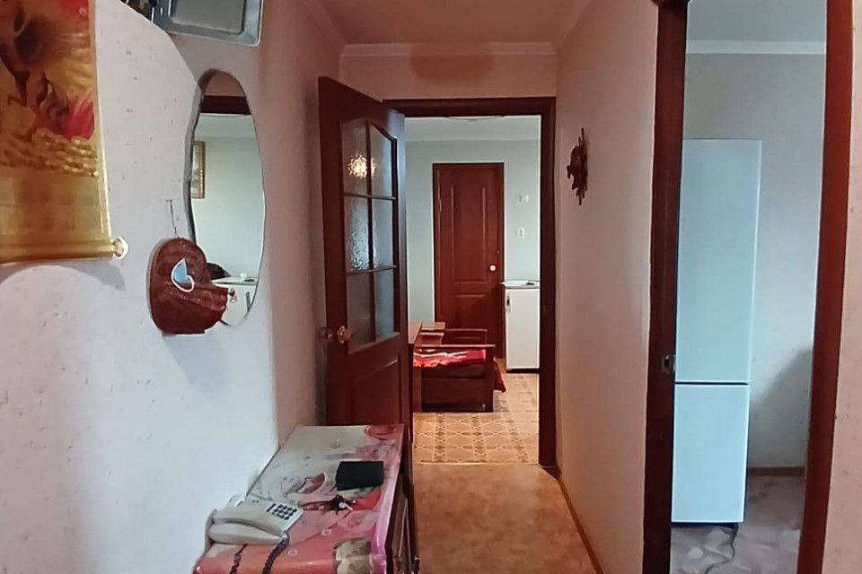 Продаётся 3-комнатная квартира, 53.7 м²