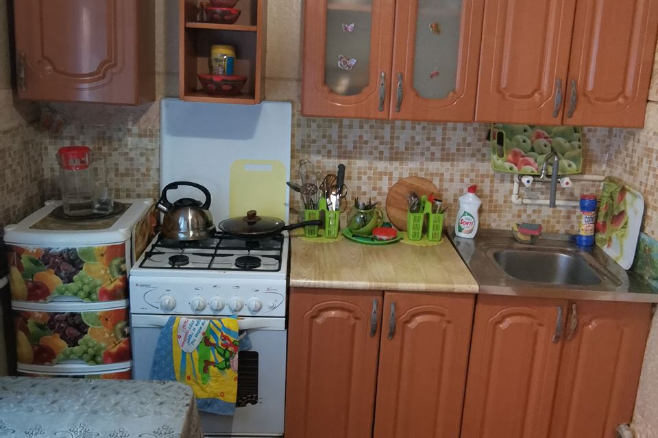 Продаётся 3-комнатная квартира, 58.6 м²