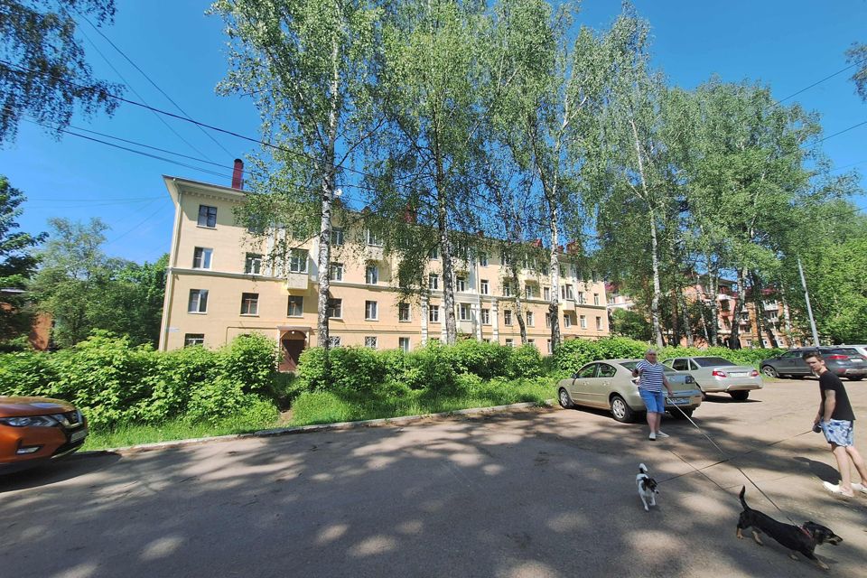 Продаётся 2-комнатная квартира, 61.8 м²