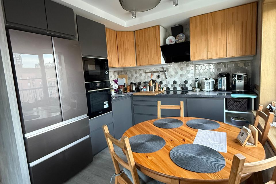 Продаётся 3-комнатная квартира, 74.5 м²