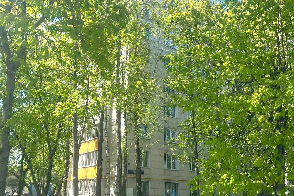 Продаётся 4-комнатная квартира, 64 м²