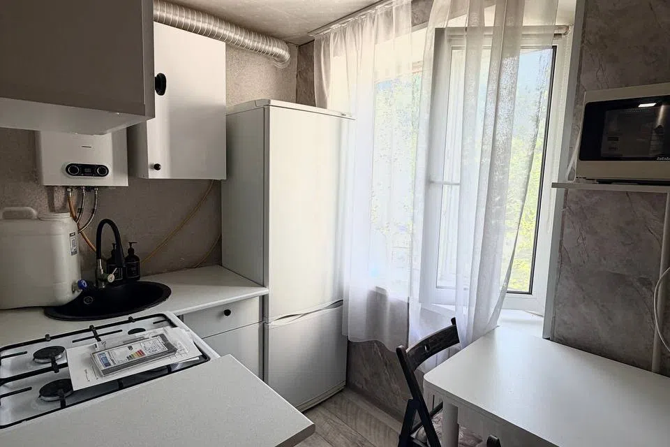 Продаётся 3-комнатная квартира, 41 м²