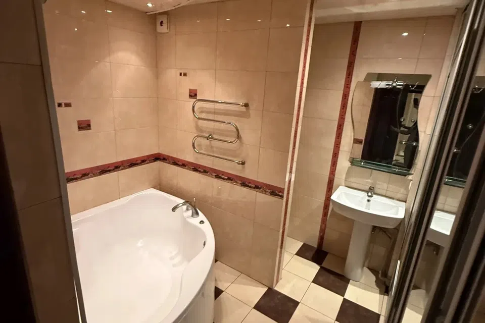 Продаётся 3-комнатная квартира, 85 м²