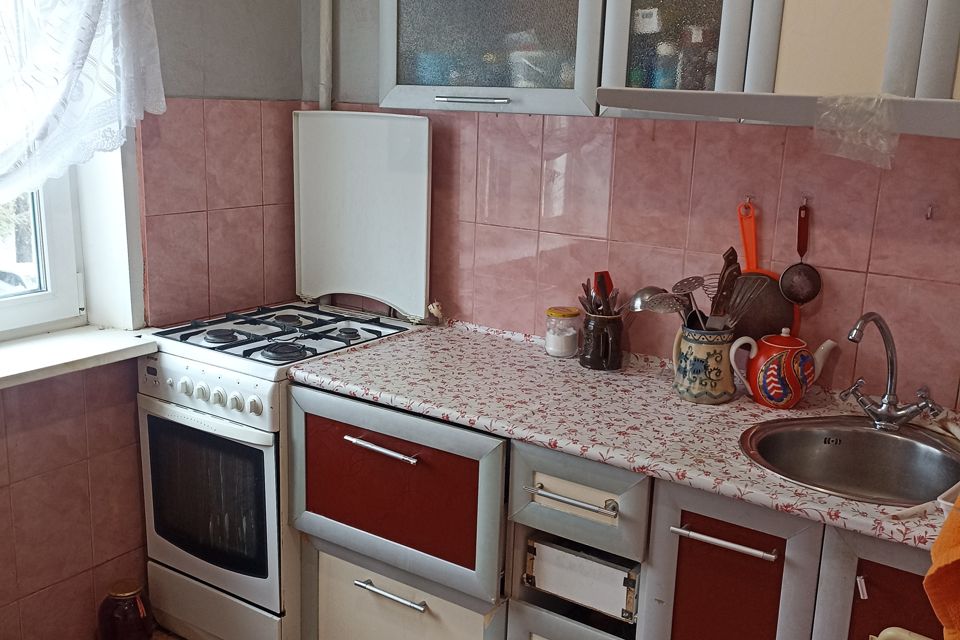 Продаётся 3-комнатная квартира, 59.9 м²