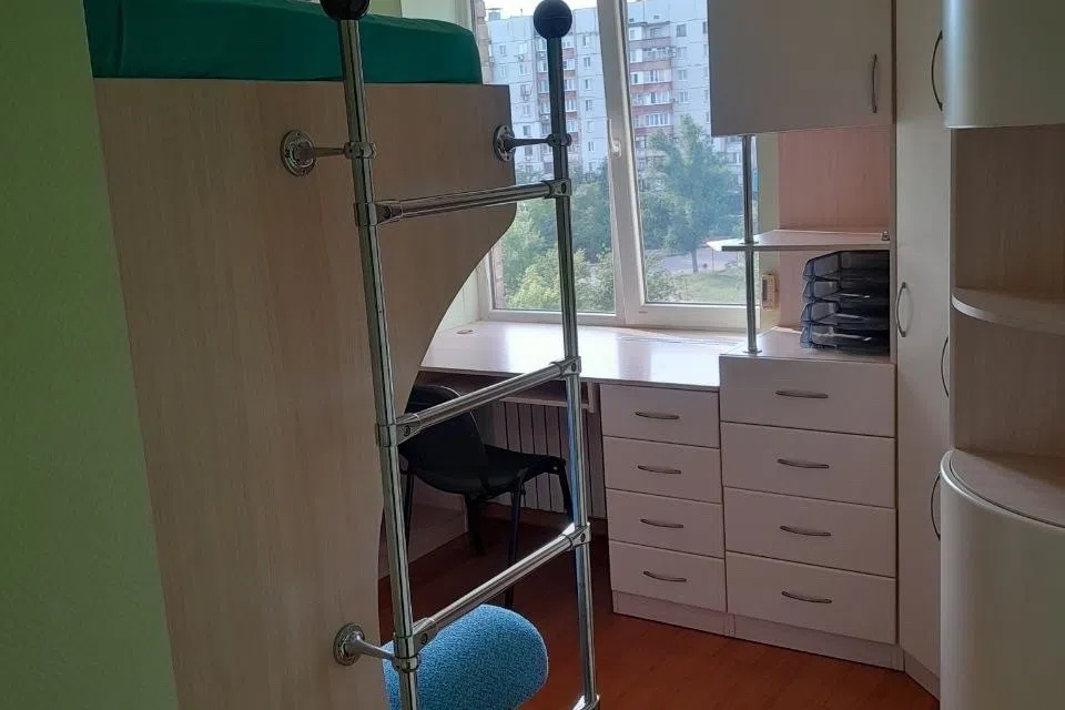 Продаётся 3-комнатная квартира, 60 м²