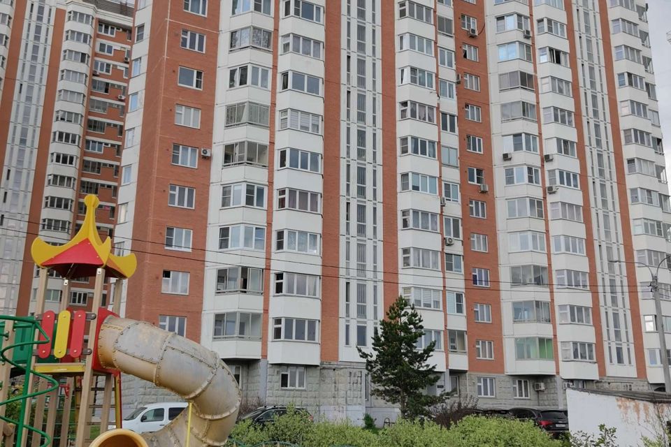 Продаётся 2-комнатная квартира, 58.4 м²