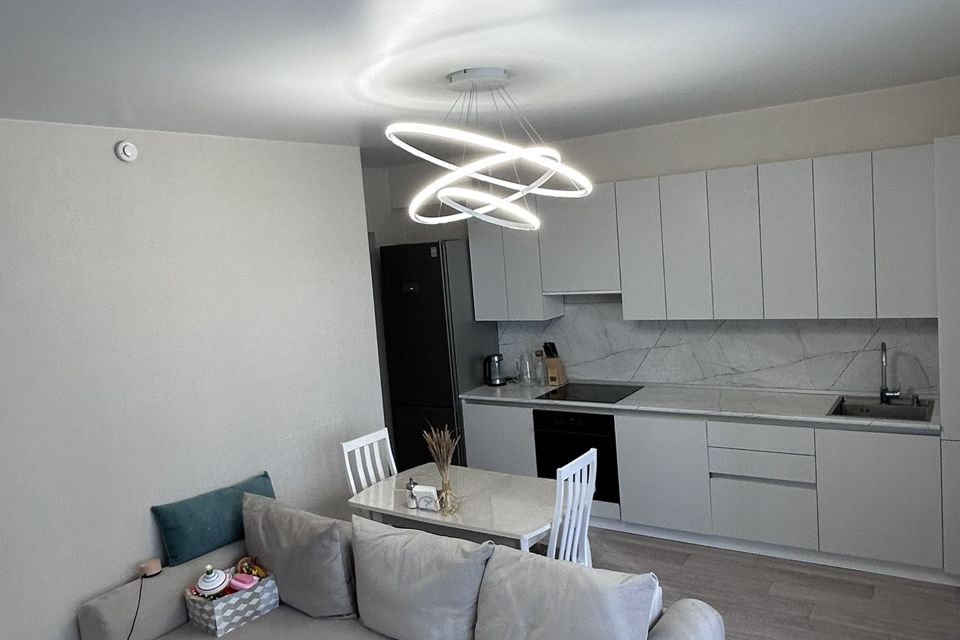 Продаётся 4-комнатная квартира, 73.6 м²