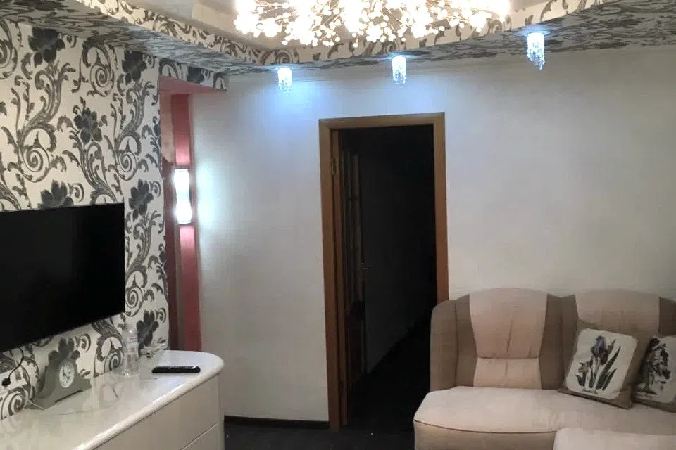 Продаётся 2-комнатная квартира, 42.4 м²