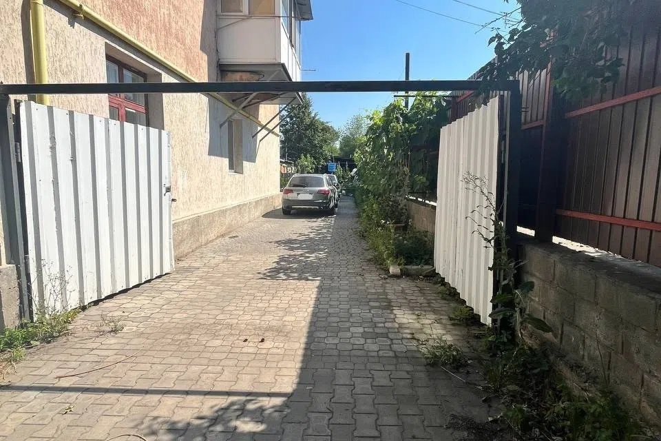 Продаётся 3-комнатная квартира, 62.8 м²