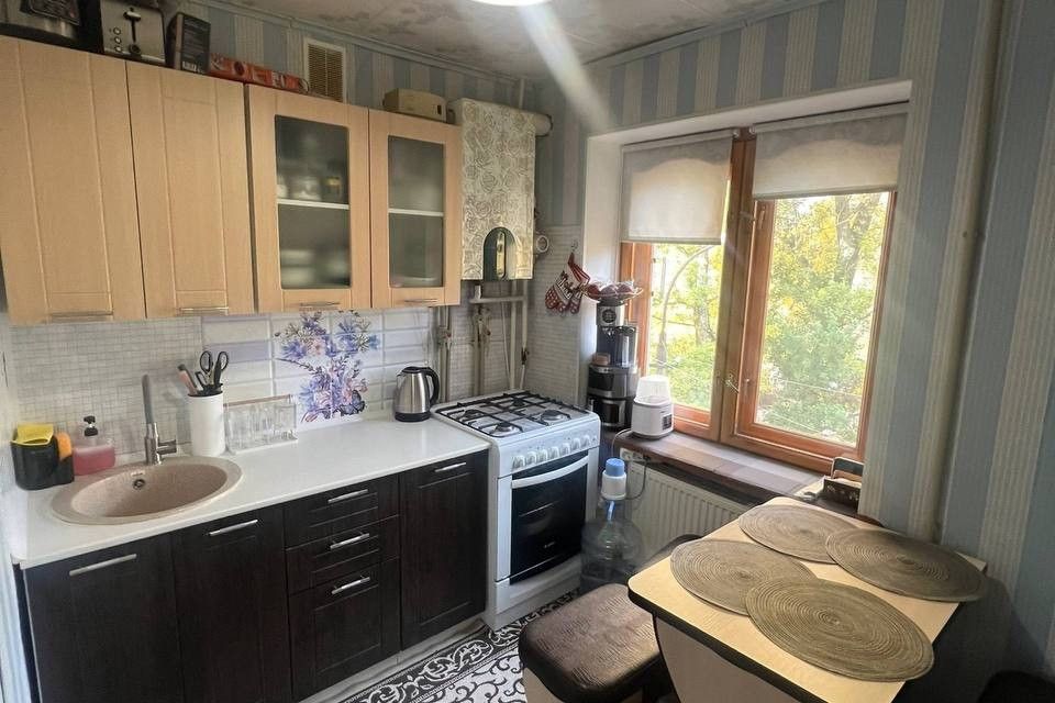 Продаётся 3-комнатная квартира, 60 м²