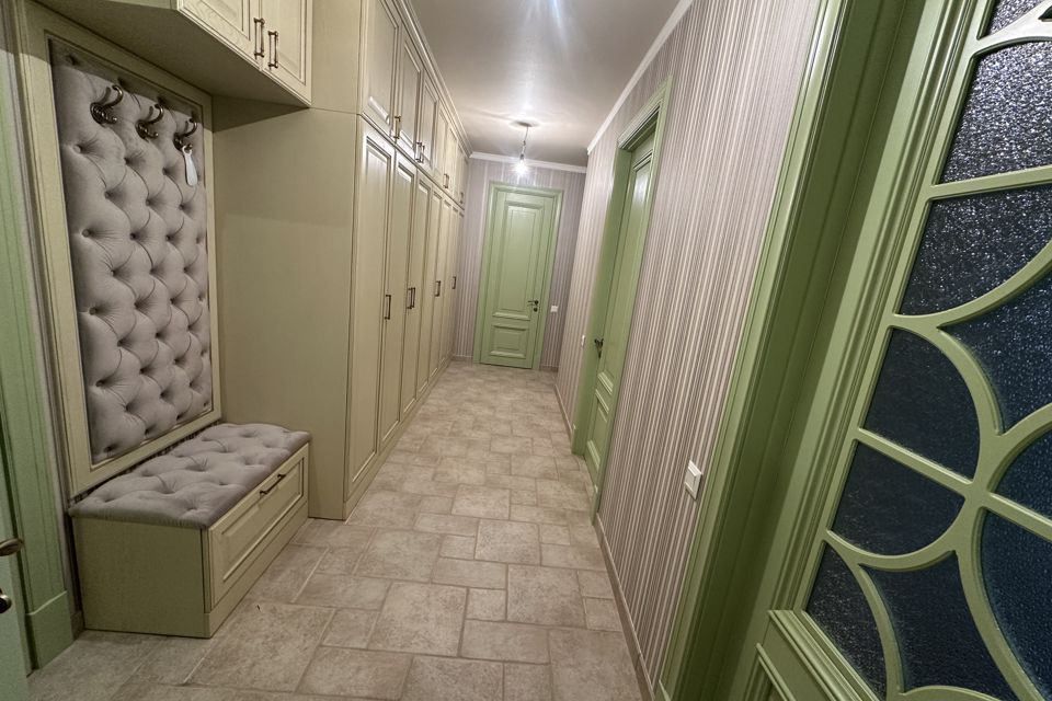 Продаётся 2-комнатная квартира, 63.8 м²