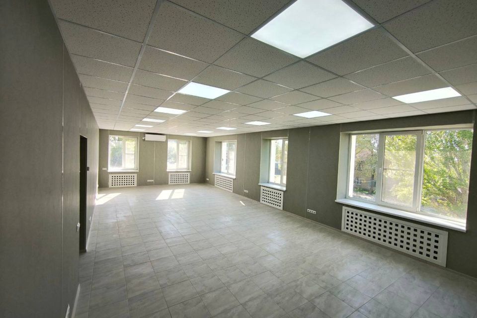 Сдаётся офис, 188 м²