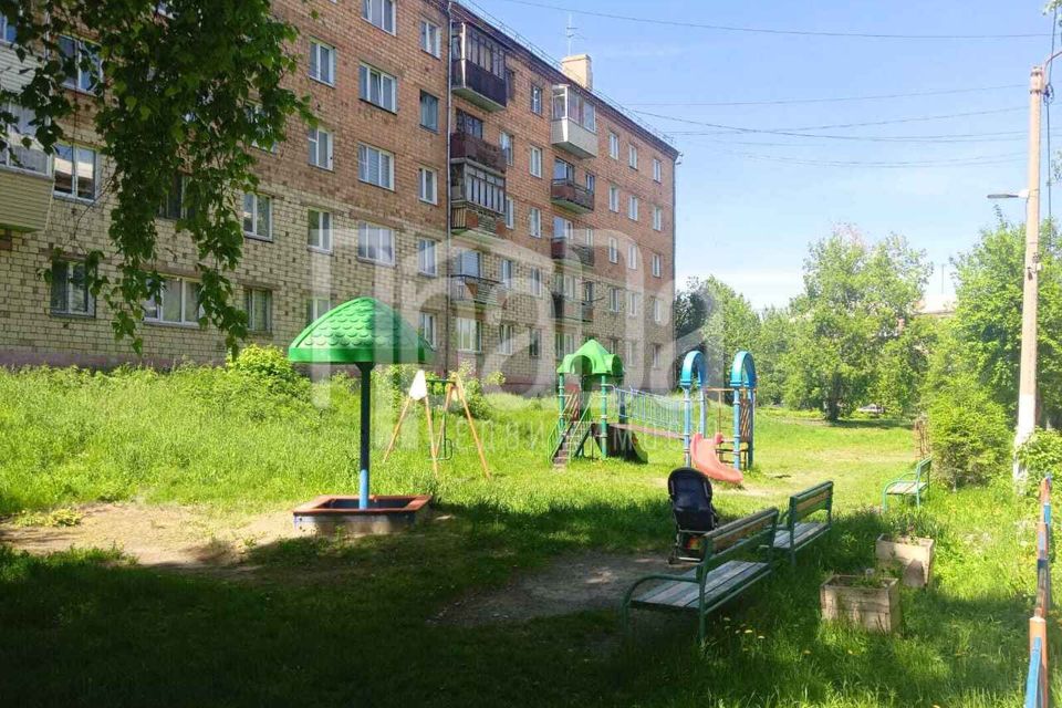 Продаётся 3-комнатная квартира, 61.9 м²