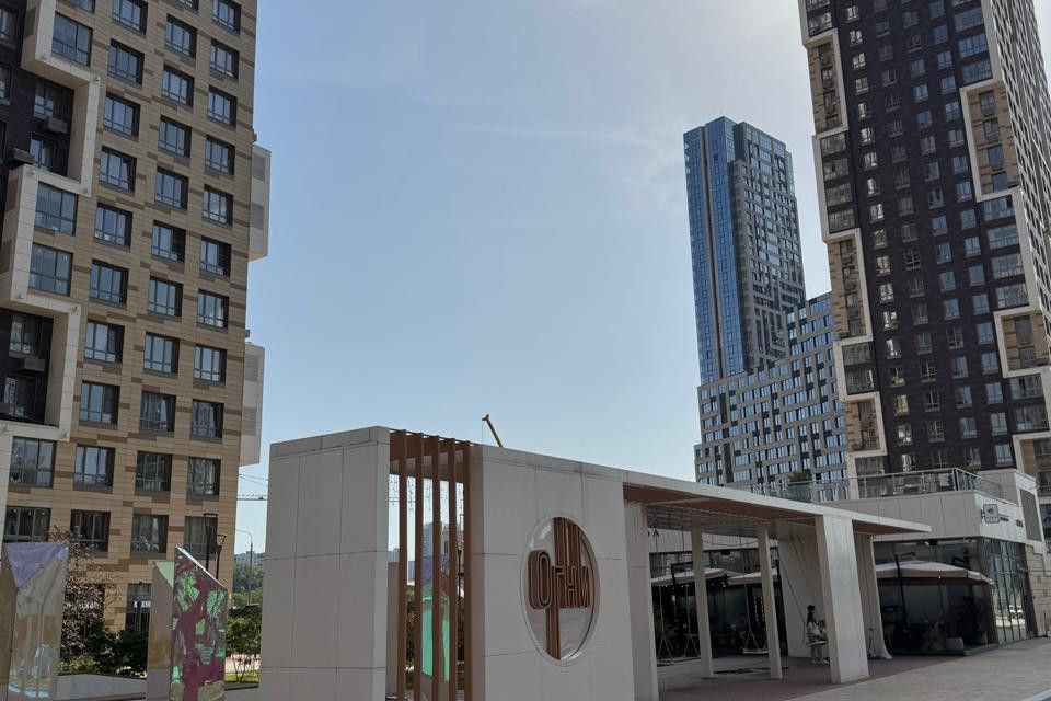 Продаётся 1-комнатная квартира, 41.3 м²