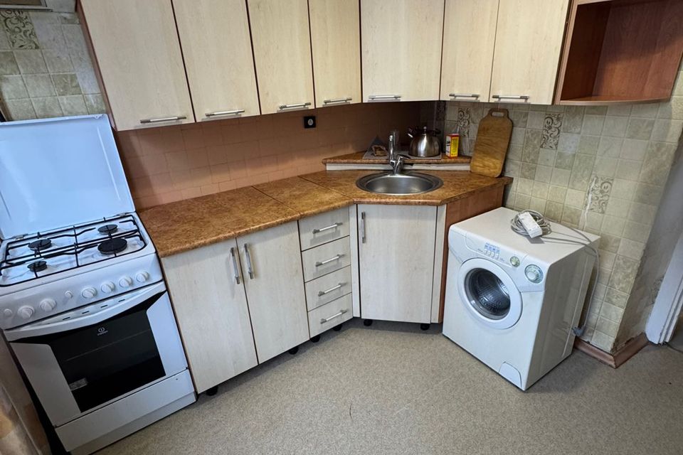 Продаётся 3-комнатная квартира, 63 м²