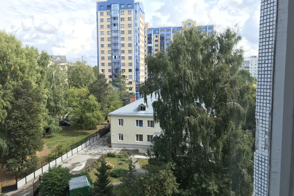 Продаётся 3-комнатная квартира, 62.2 м²