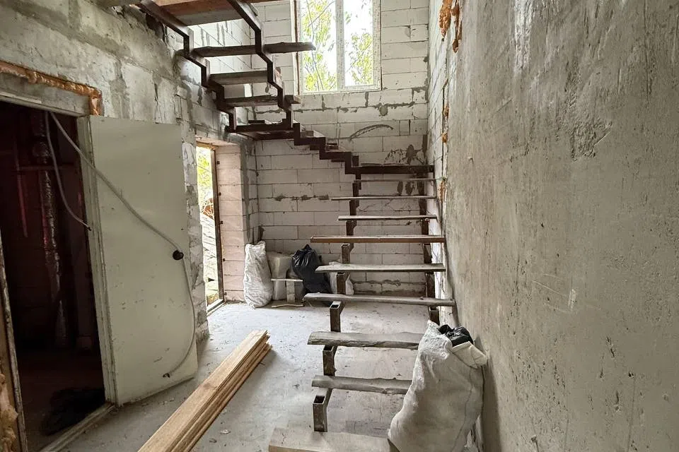 Продаётся 2-этажный дом, 170 м²