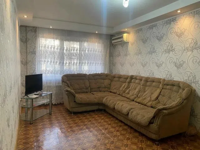 Продаётся 3-комнатная квартира, 56 м²