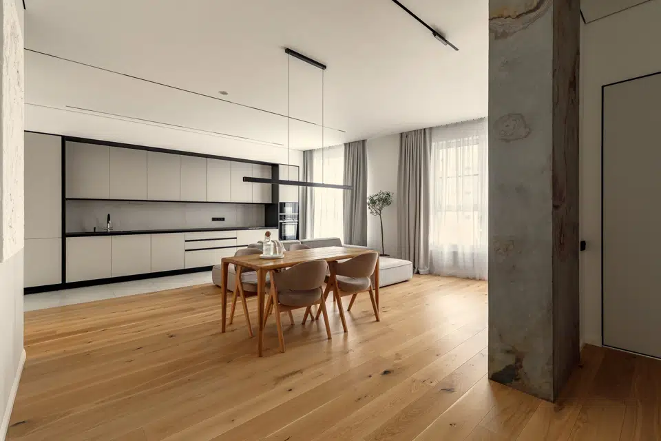 Продаётся 4-комнатная квартира, 131.6 м²