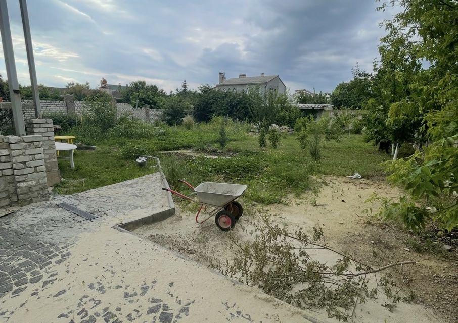 Продаётся 3-этажный дом, 450 м²