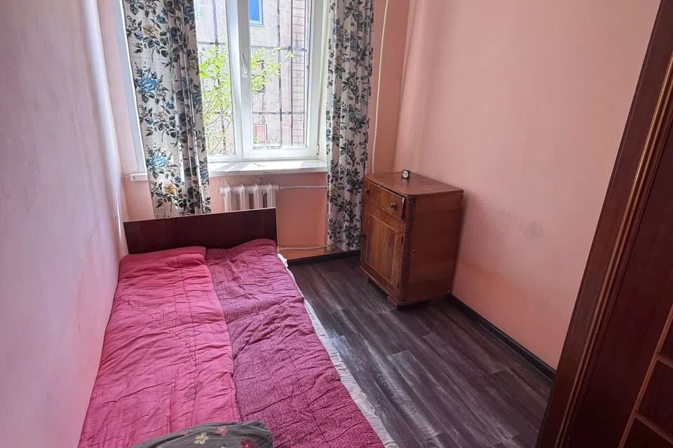 Продаётся 3-комнатная квартира, 43 м²