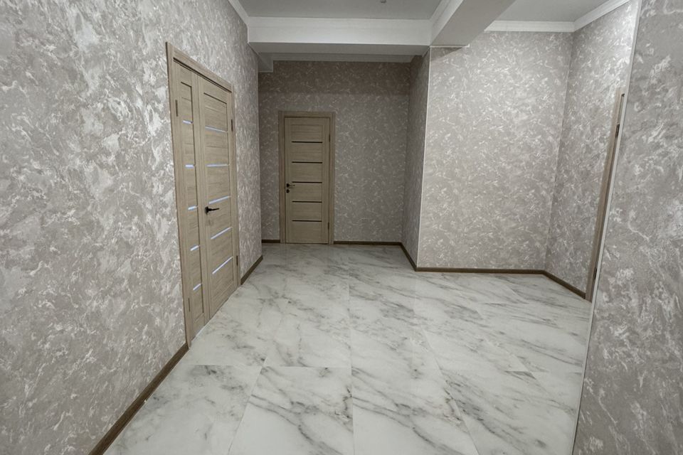 Продаётся 3-комнатная квартира, 98 м²
