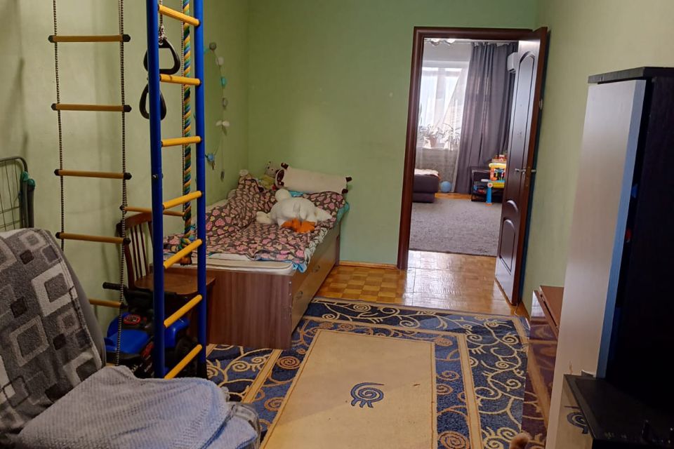 Продаётся 3-комнатная квартира, 63 м²