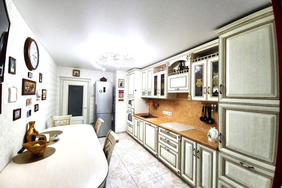 Продаётся 2-комнатная квартира, 64 м²