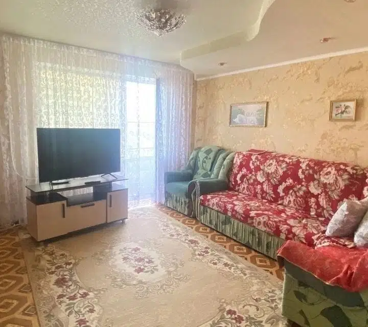 Продаётся 3-комнатная квартира, 65 м²