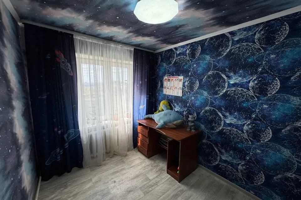 Продаётся 3-комнатная квартира, 70 м²