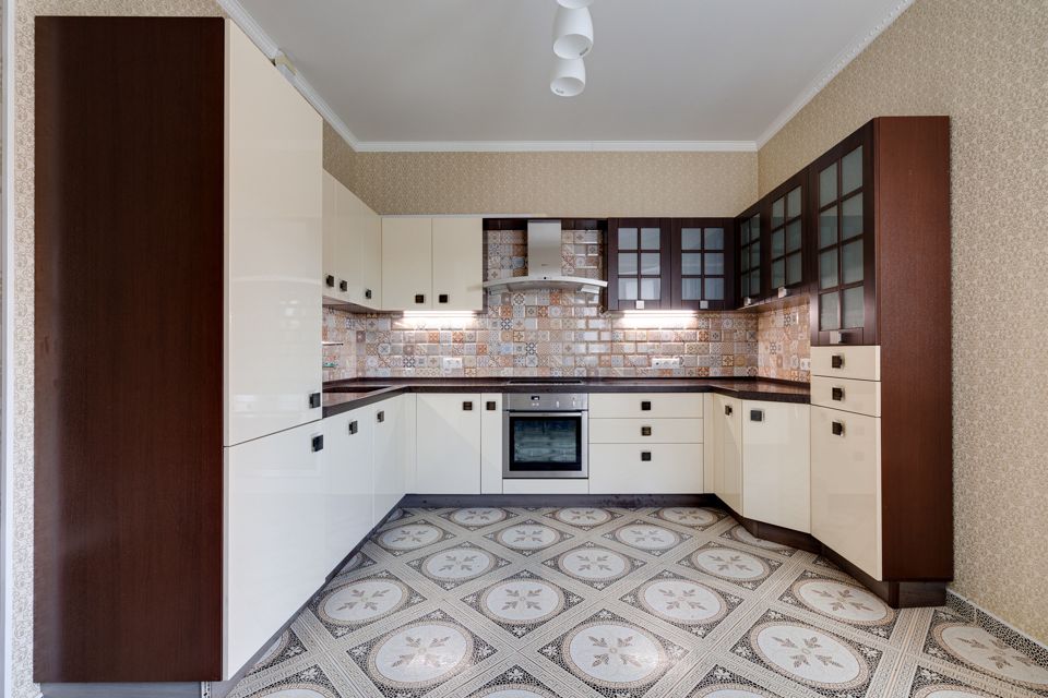 Продаётся 1-комнатная квартира, 53.8 м²