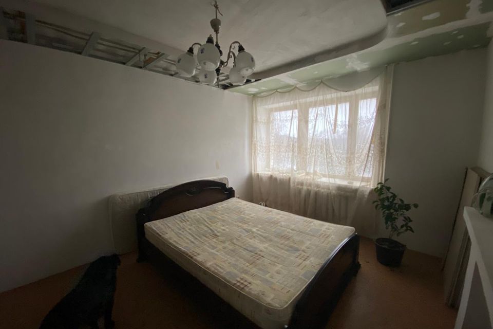 Продаётся 4-комнатная квартира, 58 м²