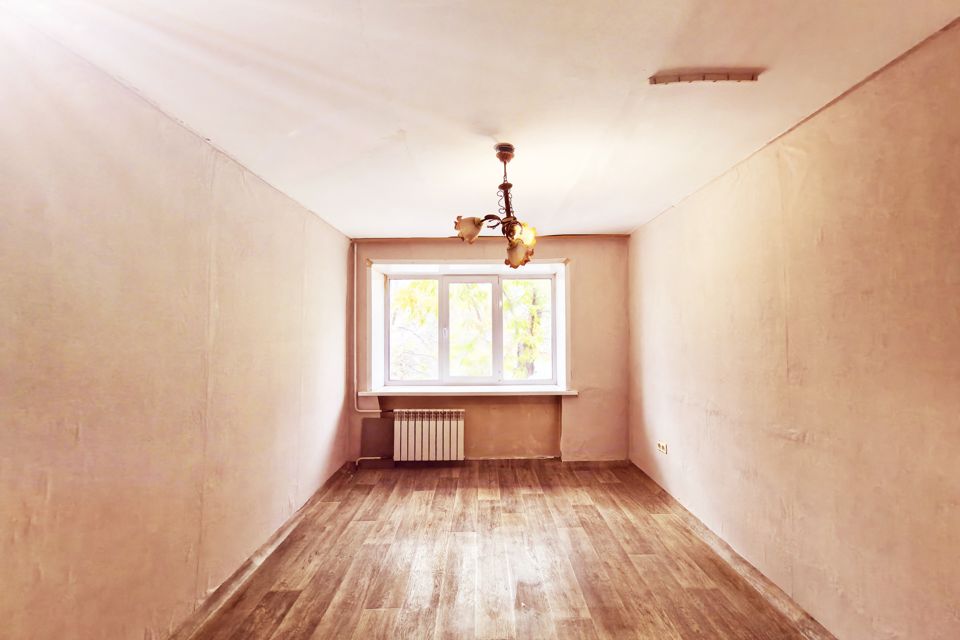 Продаётся комната в 1-комн. квартире, 13 м²