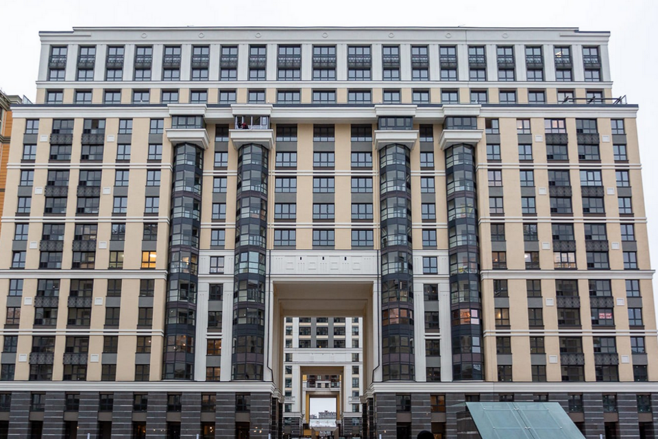 Продаётся 3-комнатная квартира, 127 м²