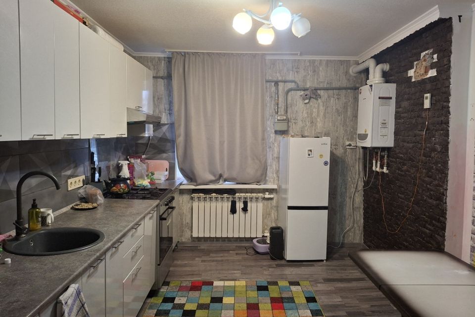 Продаётся 2-комнатная квартира, 42.7 м²