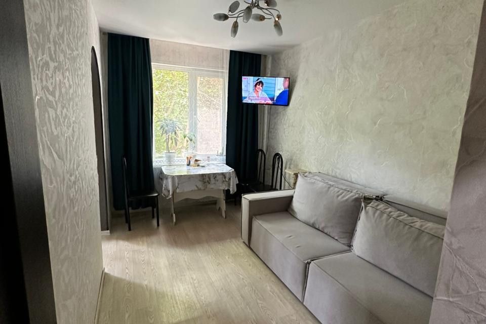 Продаётся 3-комнатная квартира, 58 м²