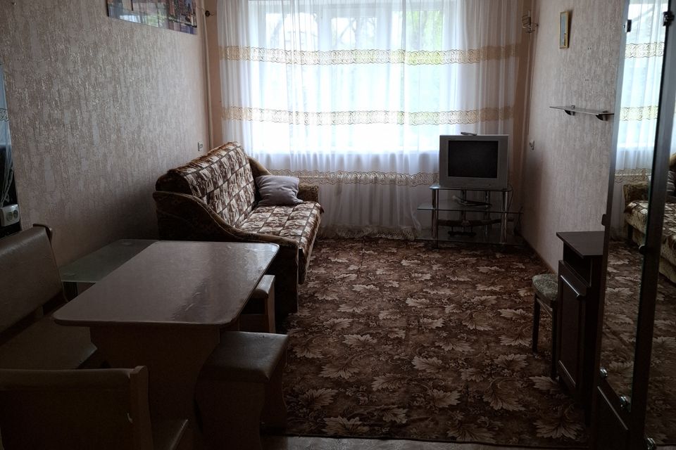Продаётся 2 комнаты в 2-комн. квартире, 26.7 м²