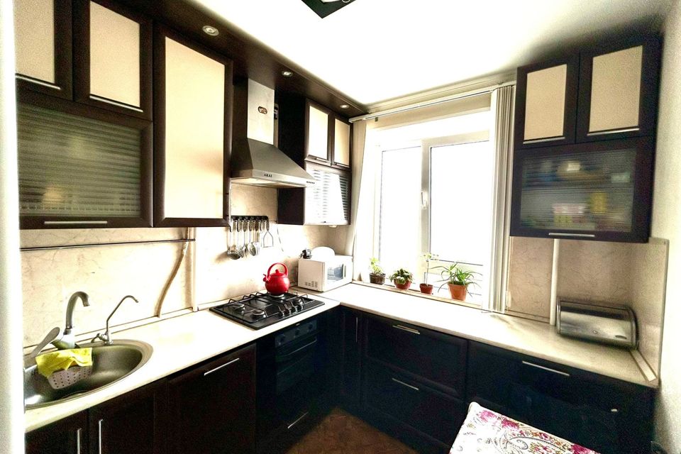 Продаётся 3-комнатная квартира, 60.3 м²