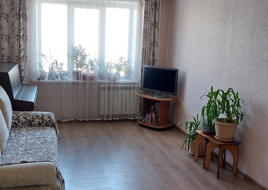 Продаётся 3-комнатная квартира, 62.7 м²