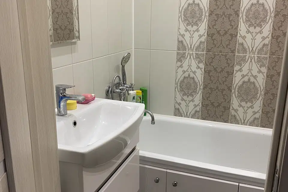 Продаётся 2-комнатная квартира, 50.8 м²
