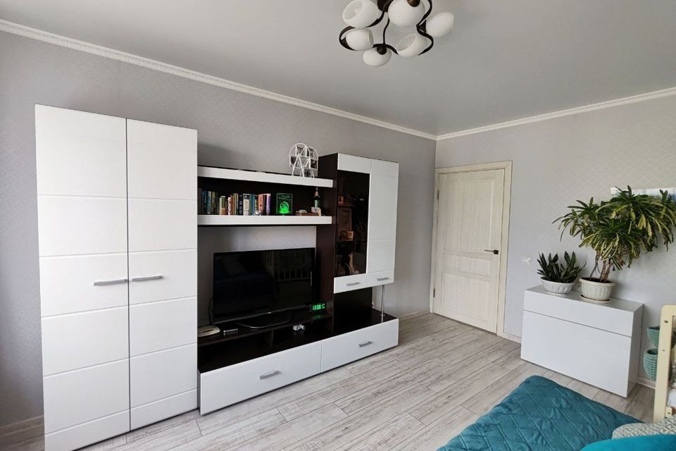Продаётся 1-комнатная квартира, 37.7 м²