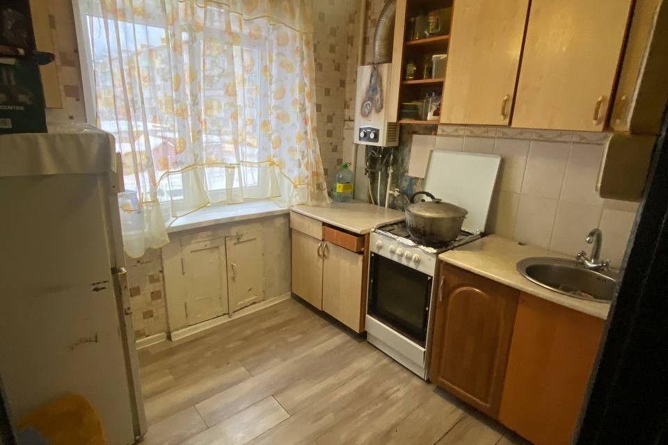 Продаётся 3-комнатная квартира, 54.8 м²