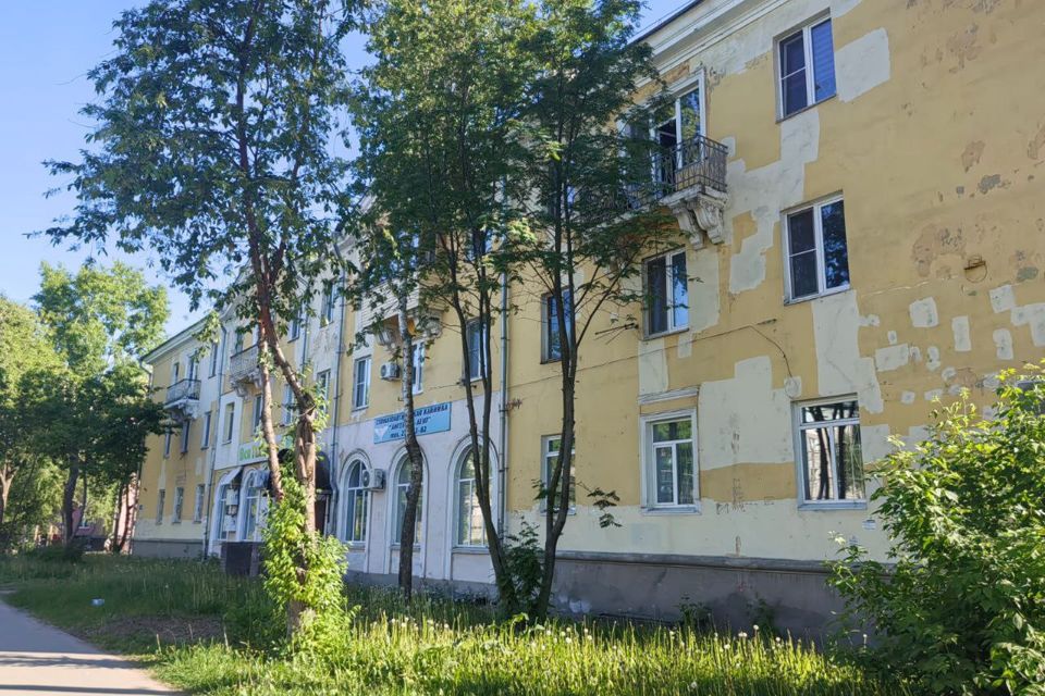 Продаётся 3-комнатная квартира, 59.4 м²