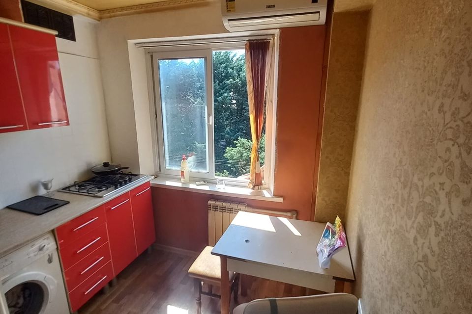 Продаётся 1-комнатная квартира, 26.7 м²