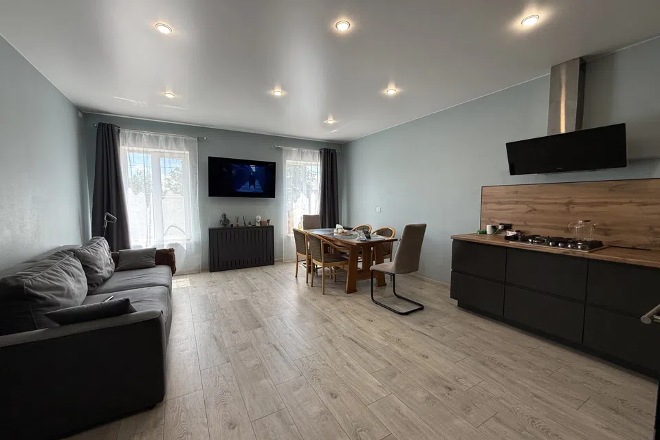 Продаётся 2-этажный дом, 150 м²